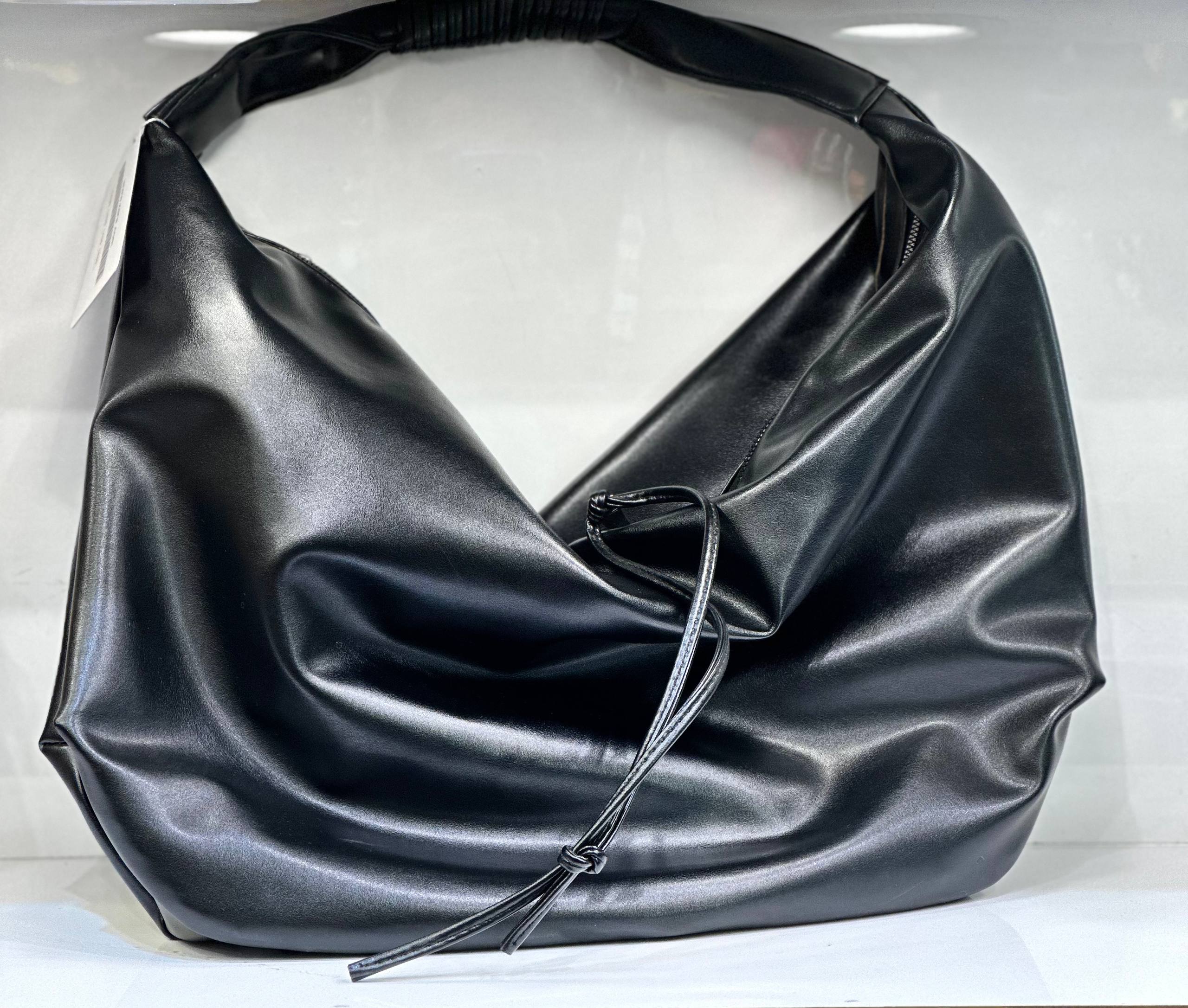 زارا مدل دسته بافتی